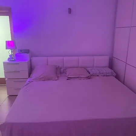 Penthouse With Sea View In Sliema, The 公寓