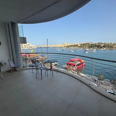 Penthouse With Sea View In Sliema, The